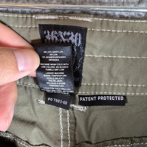 Kuhl Pants 36x29 Renegade Convertible Olive Green Stealth Zip Off Cargo Hiking - Picture 7 of 12